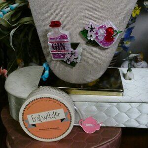 Erstwilder Pink Gin Party Drink & Bottle Brooch Set with Original Box